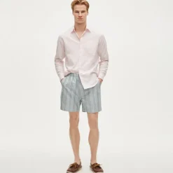 5.5" Pier short in cotton oxford stripe