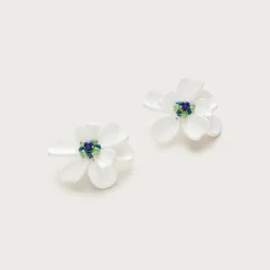 Beaded flower stud earrings