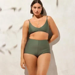 Boy short bikini bottom in Classic Sculpt™