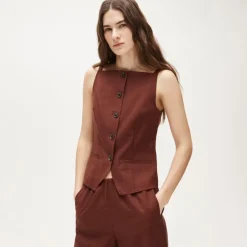 Button-up cutaway tank top in Gramercy linen blend