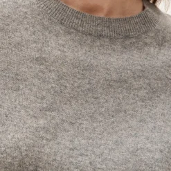 Cashmere classic-fit crewneck sweater