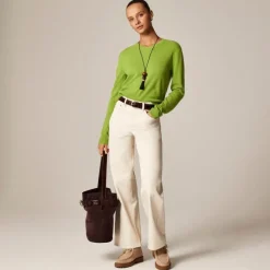 Cashmere high V-neck sweater