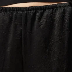 Cosmo cropped pant in textured satin