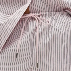 Cruise short in striped lightweight oxford