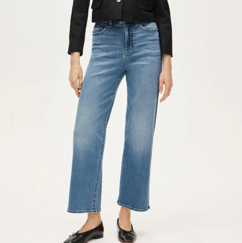 Curvy slim-wide jean
