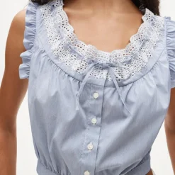 Embroidered ruffle-trim cropped tank top