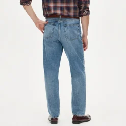 High-rise Straight-fit jean in vintage wash