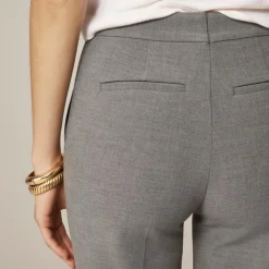 Kate straight-leg pant in four-season stretch