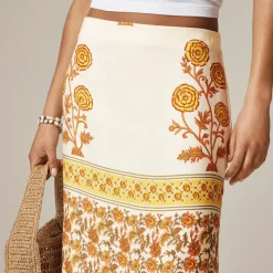 Knee-length skirt in sunset rose block print