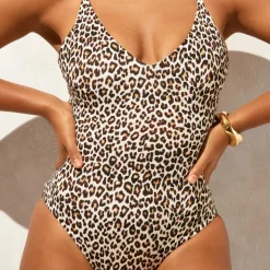 Lana one-piece in Classic Sculpt™