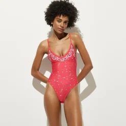 Lana one-piece in Classic Sculpt™