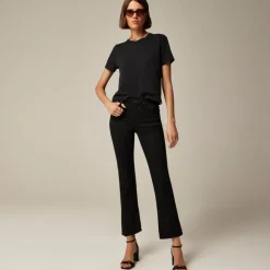 Mid-rise kickout jean