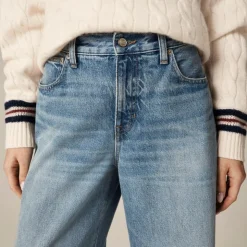 Mid-rise superwide-leg jean