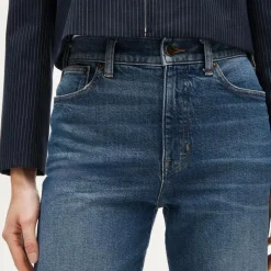 Nipped straight jean