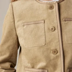 Patch-pocket lady jacket in stretch corduroy