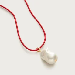 Pearl pendant and leather cord necklace