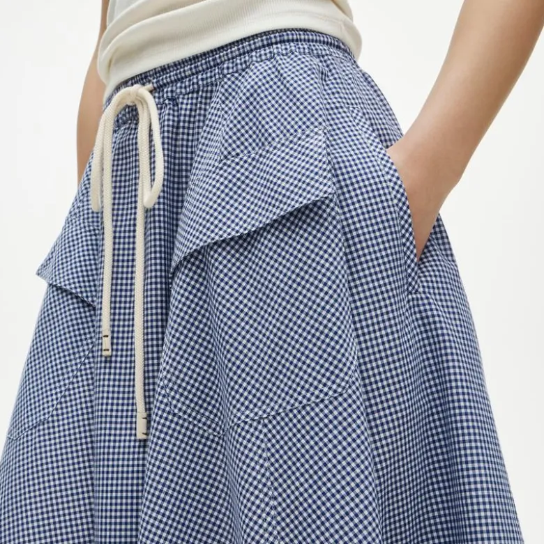 Petite patch-pocket midi skirt in gingham cotton madras