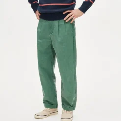 Relaxed-fit double-pleated chino pant in cotton