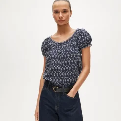 Scallop-trim eyelet top