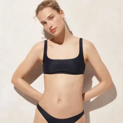 Squareneck bikini top