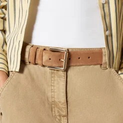 Suede roller-buckle belt
