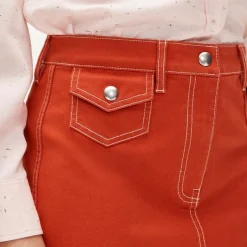 Utility-pocket pencil skirt