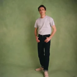 Wallace & Barnes straight-fit jean in Japanese raw selvedge denim