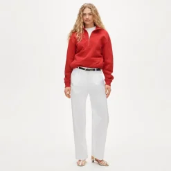 Wide-leg pleated pant
